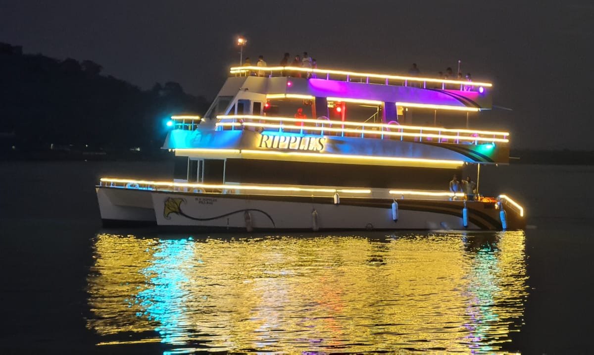Yacht Image